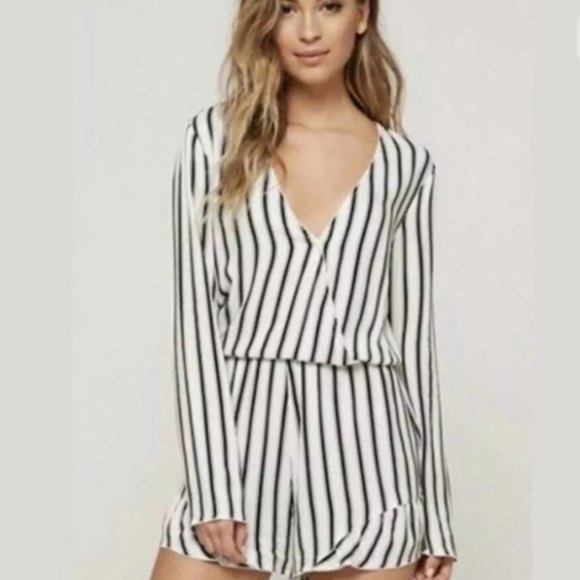 House Of Harlow 1960: Melrose Romper - Picture 1 of 6